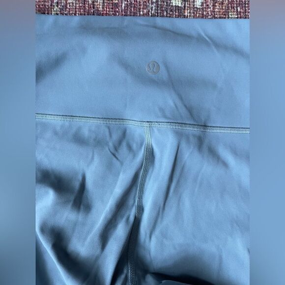 Lululemon light blue wunder under high rise tight leggings size 6 - Picture 10 of 11